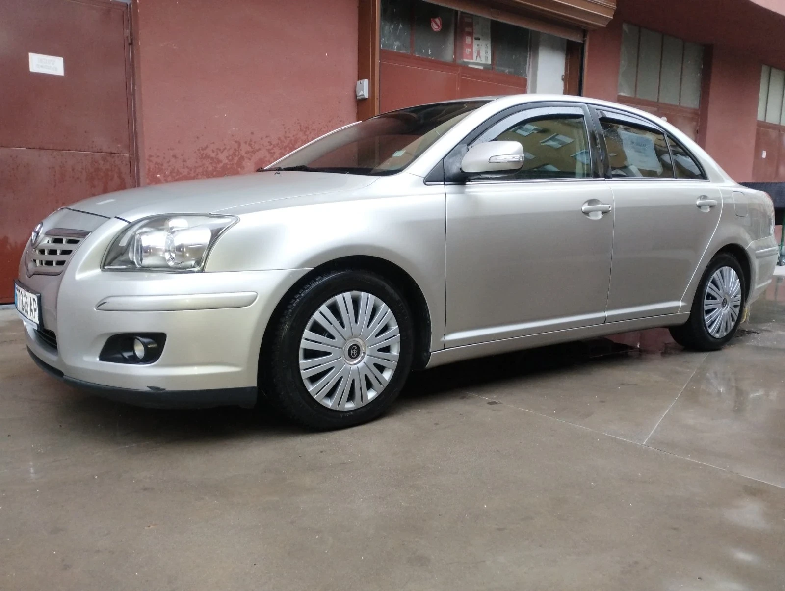 Toyota Avensis, снимка 9 - Автомобили и джипове - 54547099