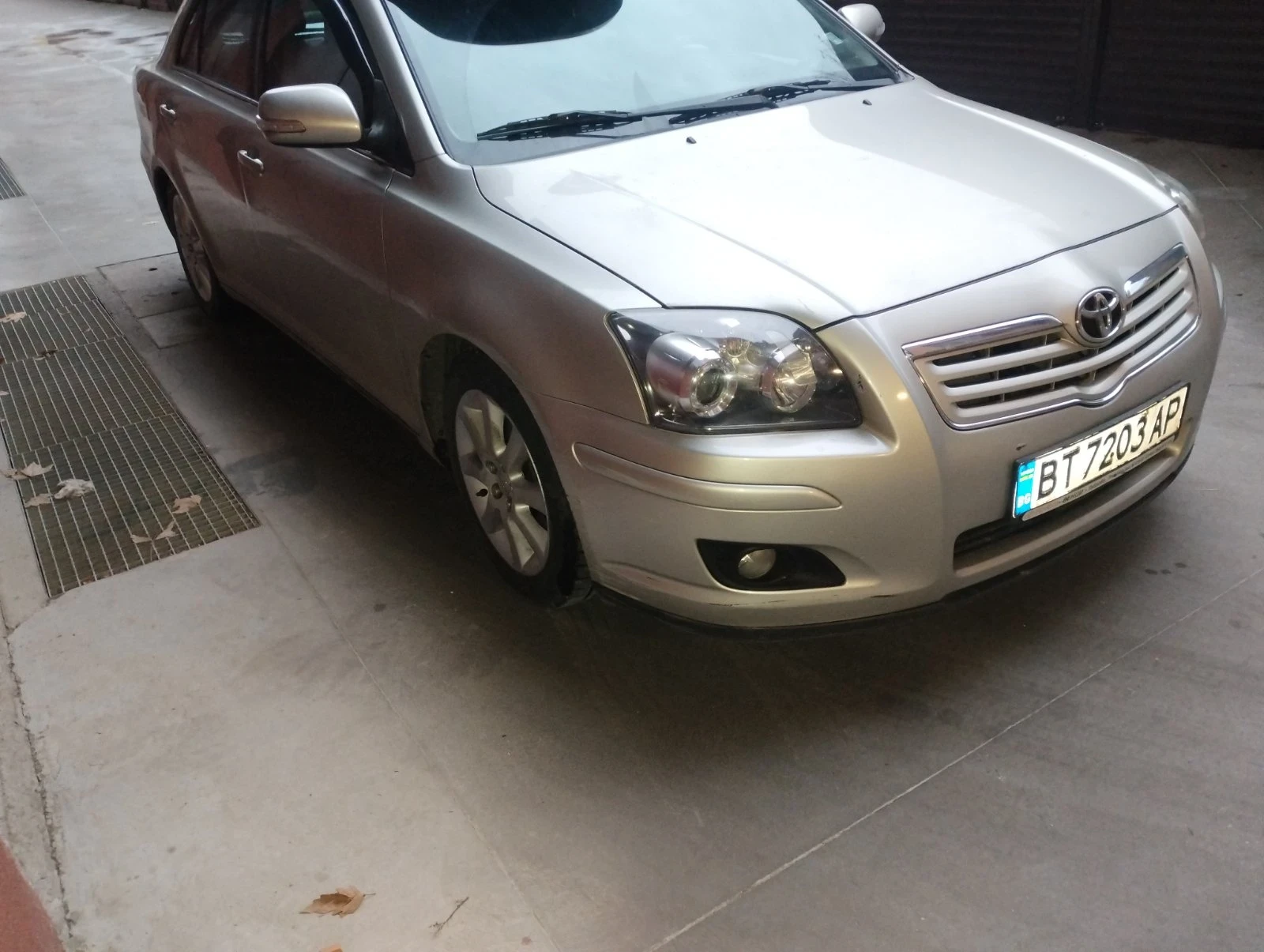 Toyota Avensis, снимка 4 - Автомобили и джипове - 54547099