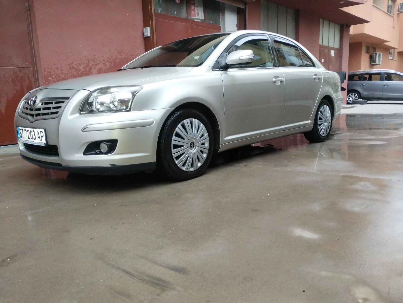 Toyota Avensis, снимка 6 - Автомобили и джипове - 54547099