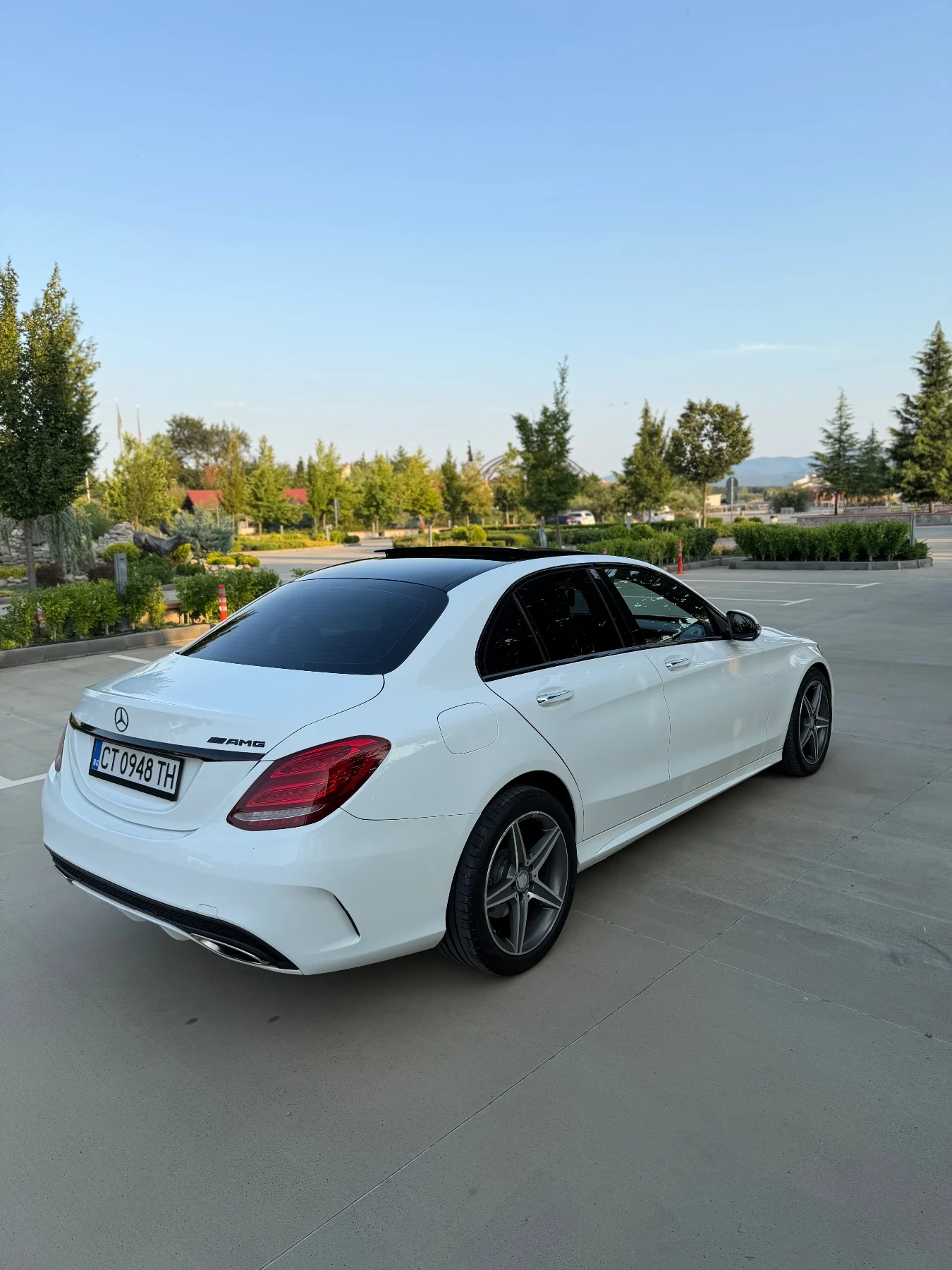 Mercedes-Benz C 300 AMG, снимка 8 - Автомобили и джипове - 55200544