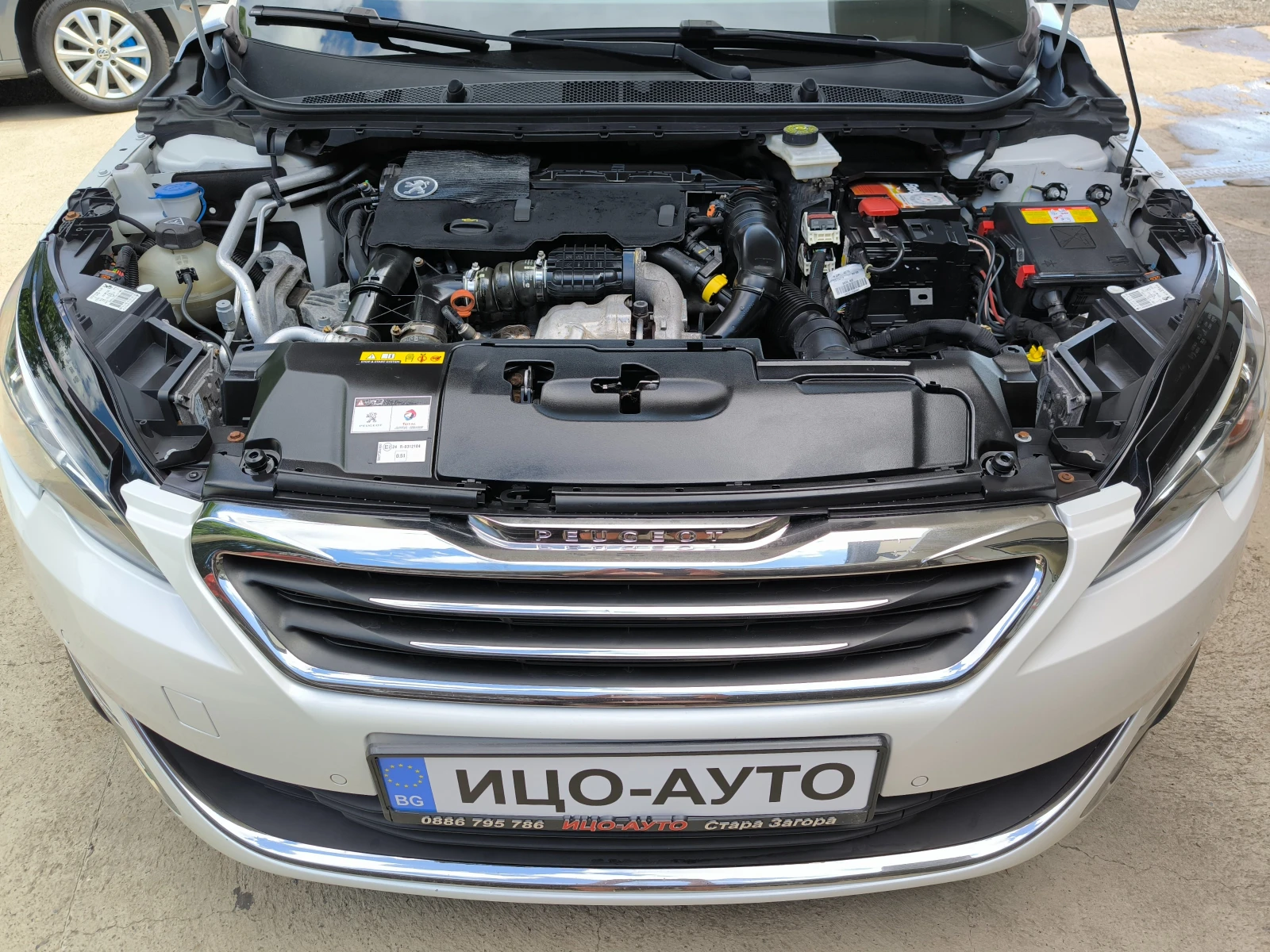 Peugeot 308 1, 6-116к.6скор.НАВИ, GT-LAiN, LED, FACELiFT, EBPO, снимка 16 - Автомобили и джипове - 54961331