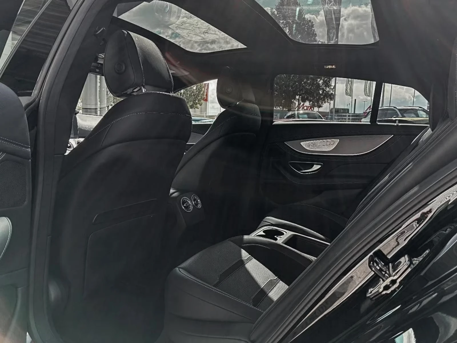 Mercedes-Benz AMG GT 53 / 4-MATIC/ BURM / PANO / DISTRONIC/ MULTIBEAM / | Mobile.bg � ����������� 16