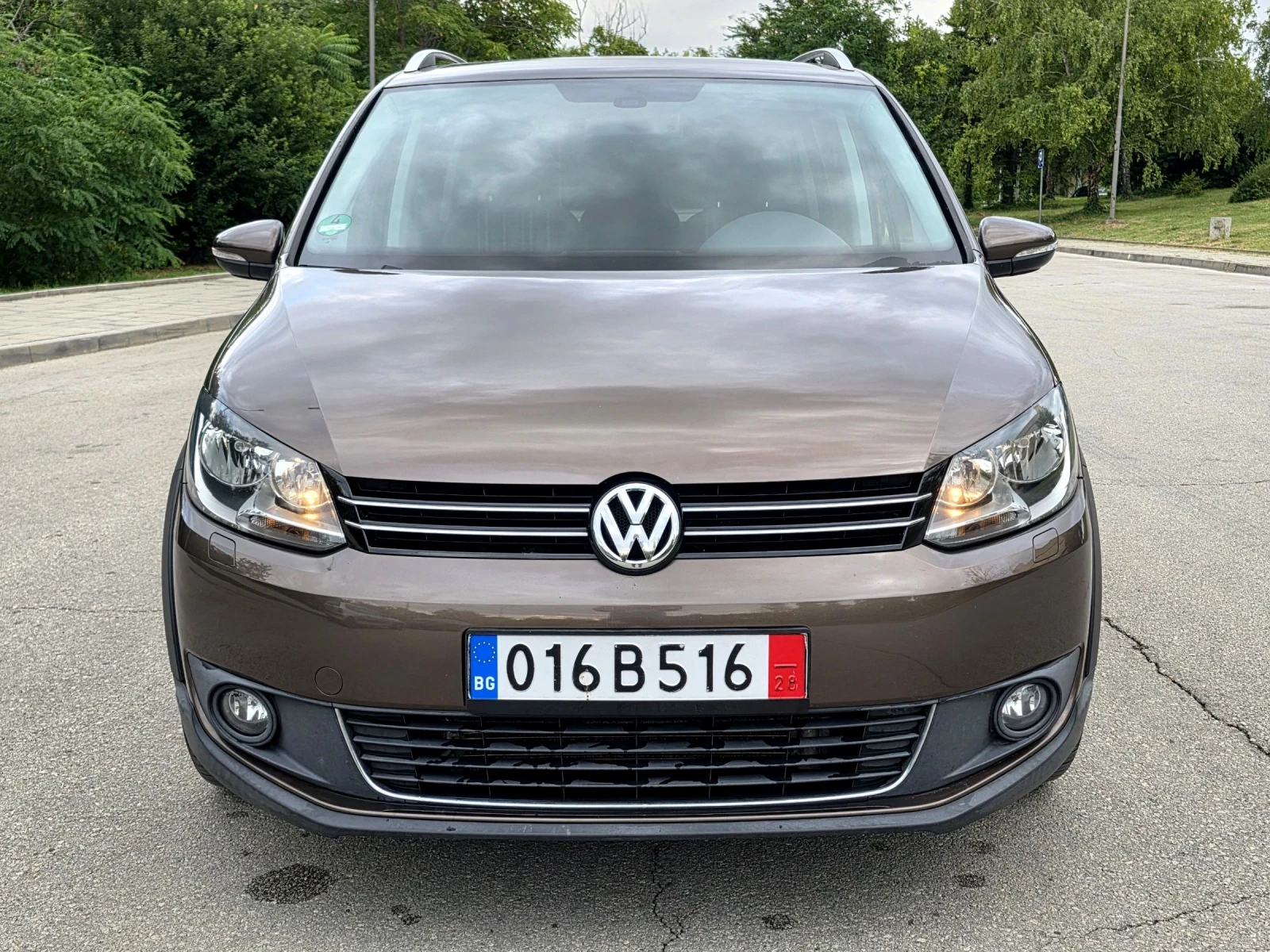 VW Touran 2.0TDi Cross, снимка 3 - Автомобили и джипове - 55383115