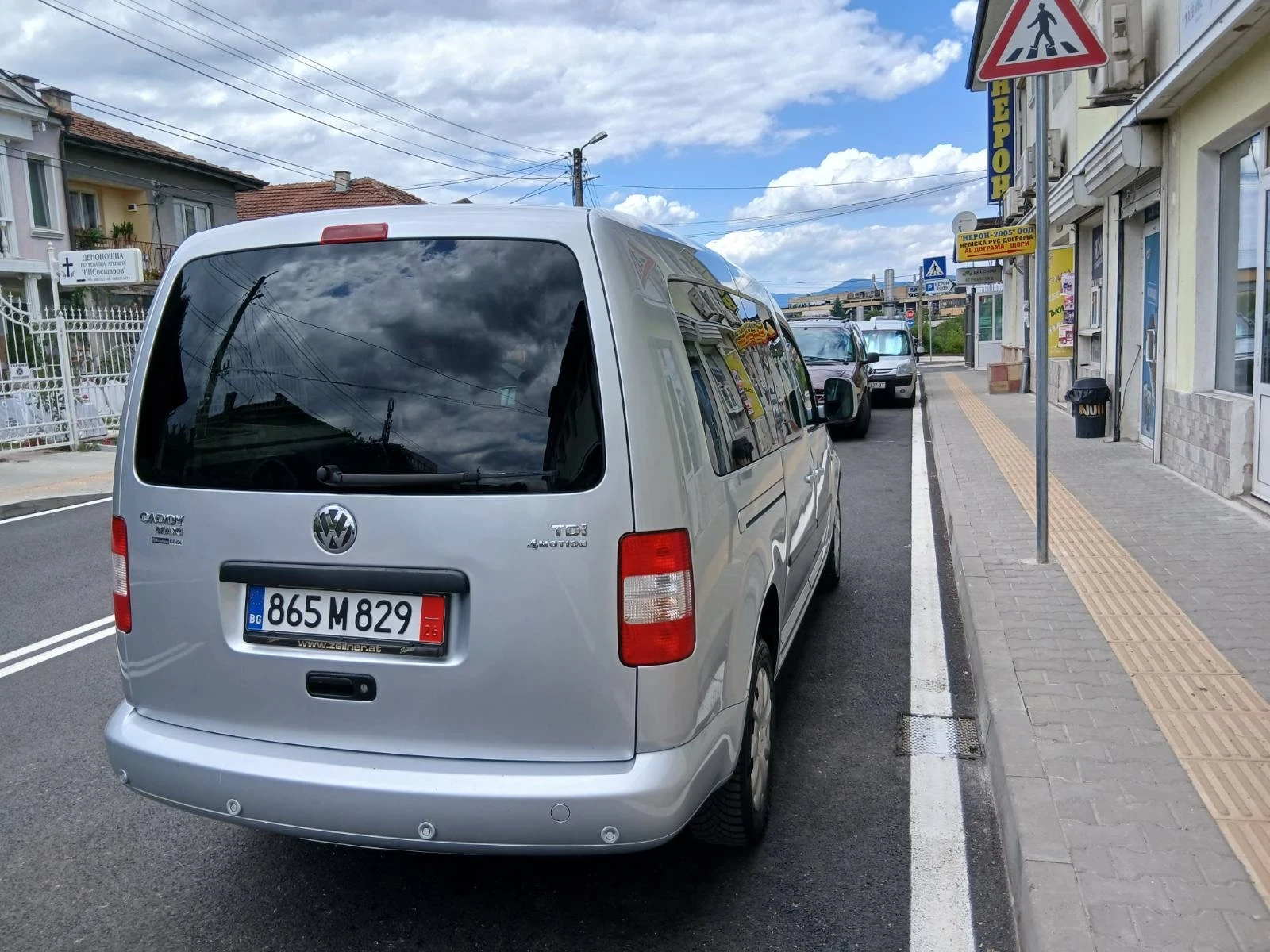 VW Caddy 1.9TDI 4X4 MAXI, снимка 4 - Автомобили и джипове - 55394310
