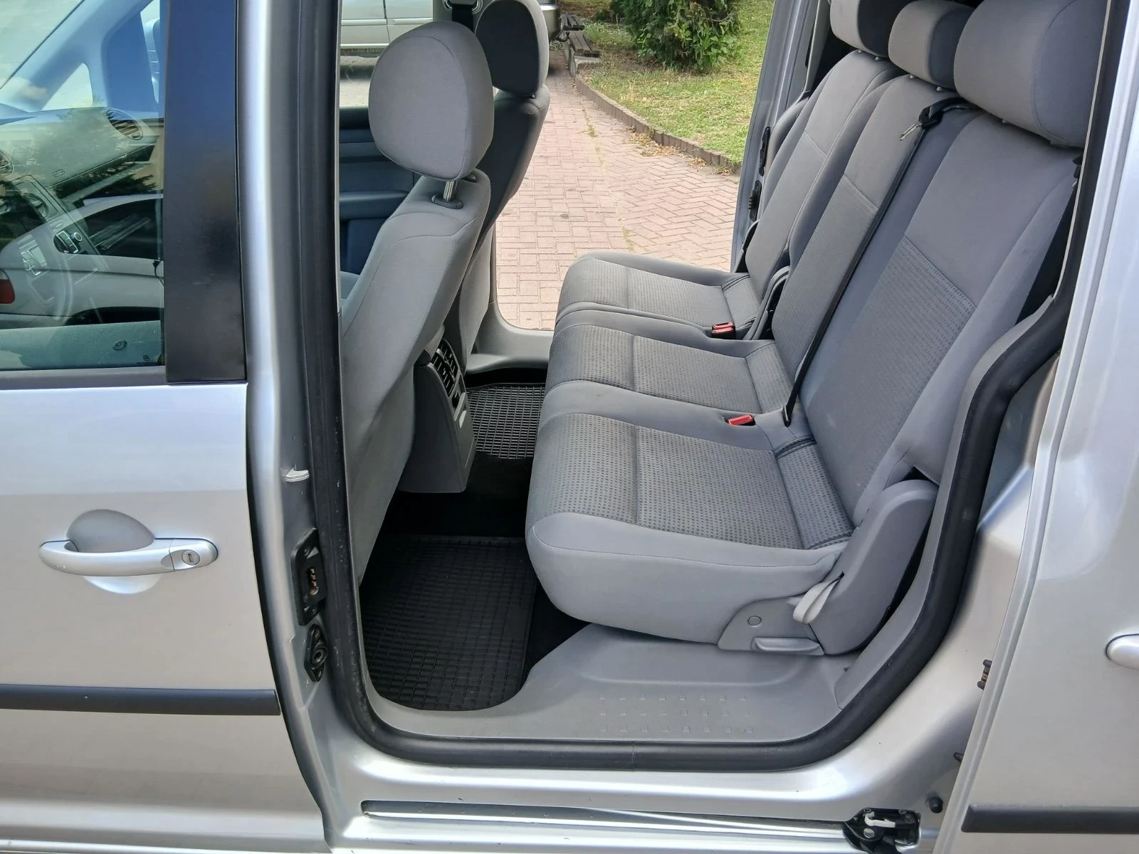 VW Caddy 1.9TDI 4X4 MAXI, снимка 12 - Автомобили и джипове - 55394310