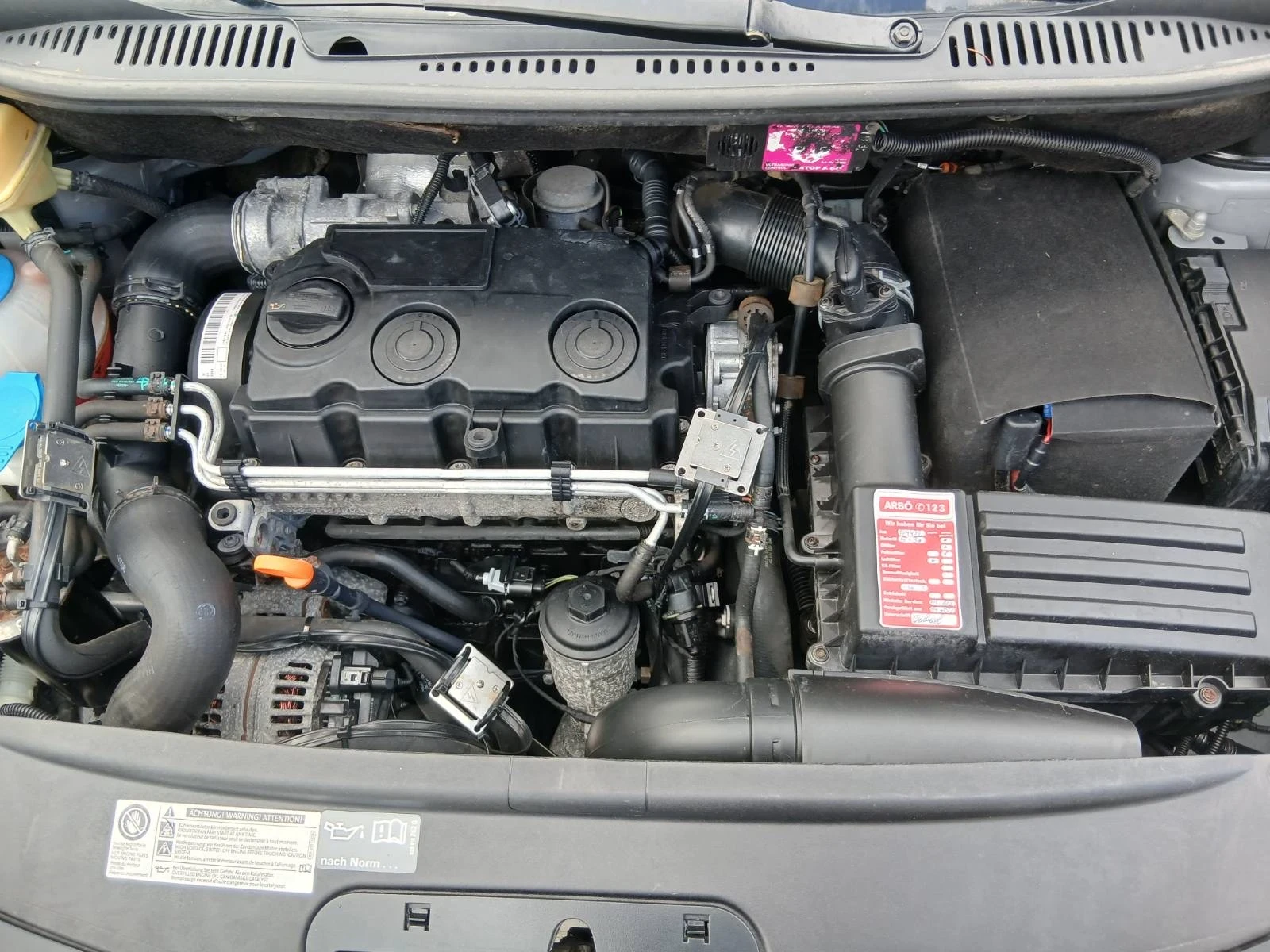 VW Caddy 1.9TDI 4X4 MAXI, снимка 15 - Автомобили и джипове - 55394310