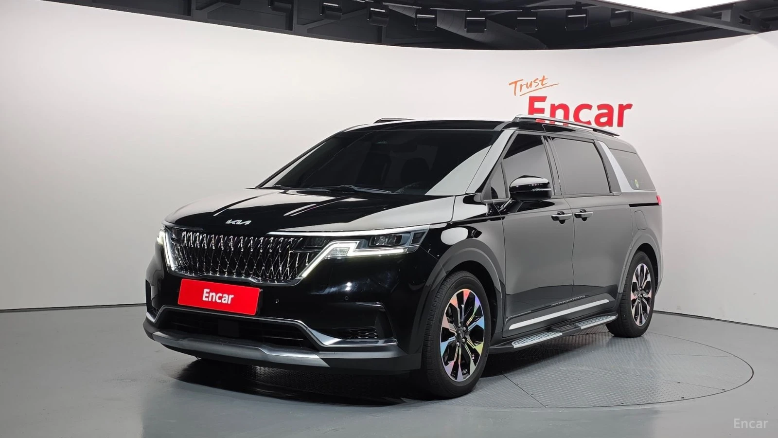 Kia Carnival 3.5* NOBLESSE* ПОДГРЕВ* ОБДУХВАНЕ* 360* 