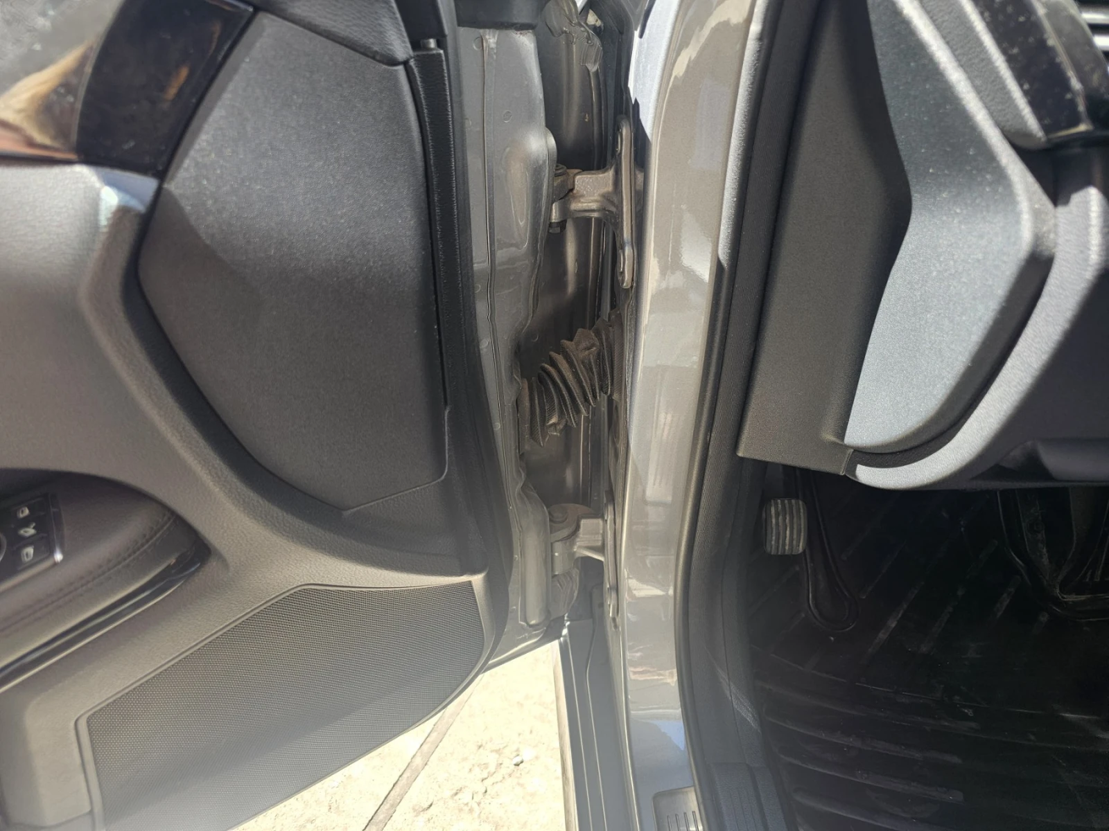 Mercedes-Benz E 350, снимка 17 - Автомобили и джипове - 55704361