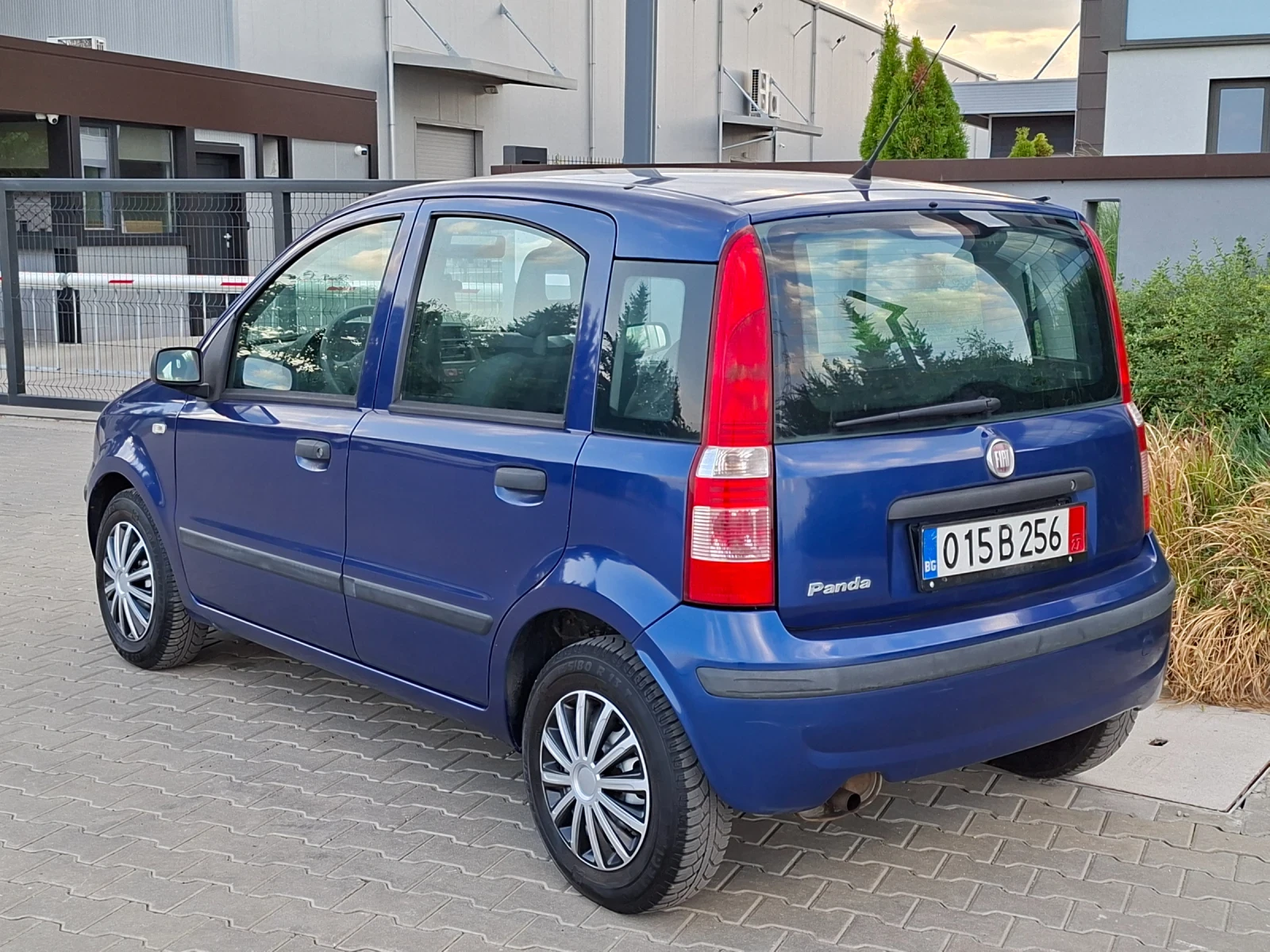 Fiat Panda 1.2 i* (60кс)* КЛИМАТИК* НОВ ВНОС* , снимка 7 - Автомобили и джипове - 55904740