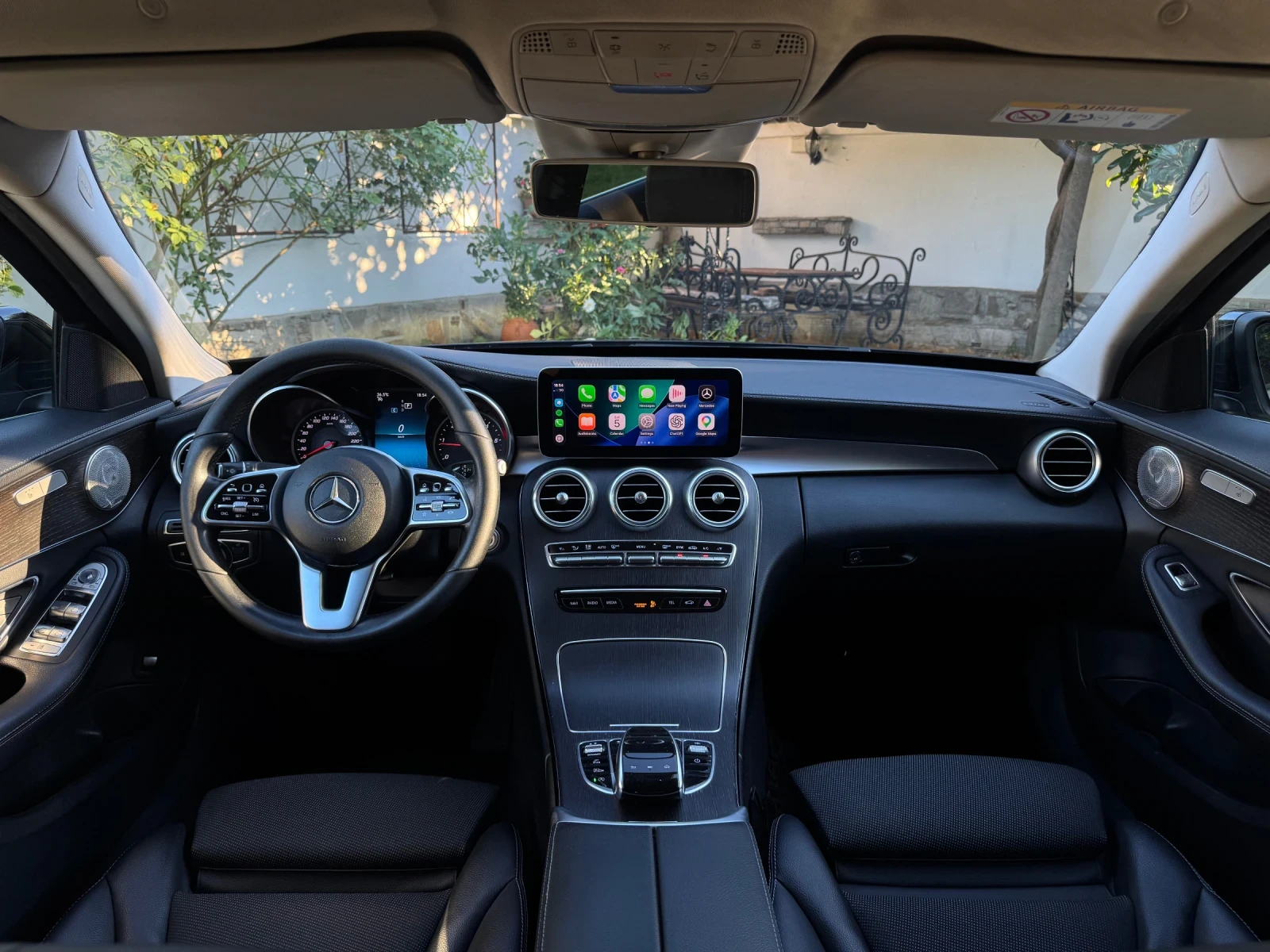 Mercedes-Benz C 220 AMG * Facelift * CarPlay * Burmester * OM654, снимка 9 - Автомобили и джипове - 55970630