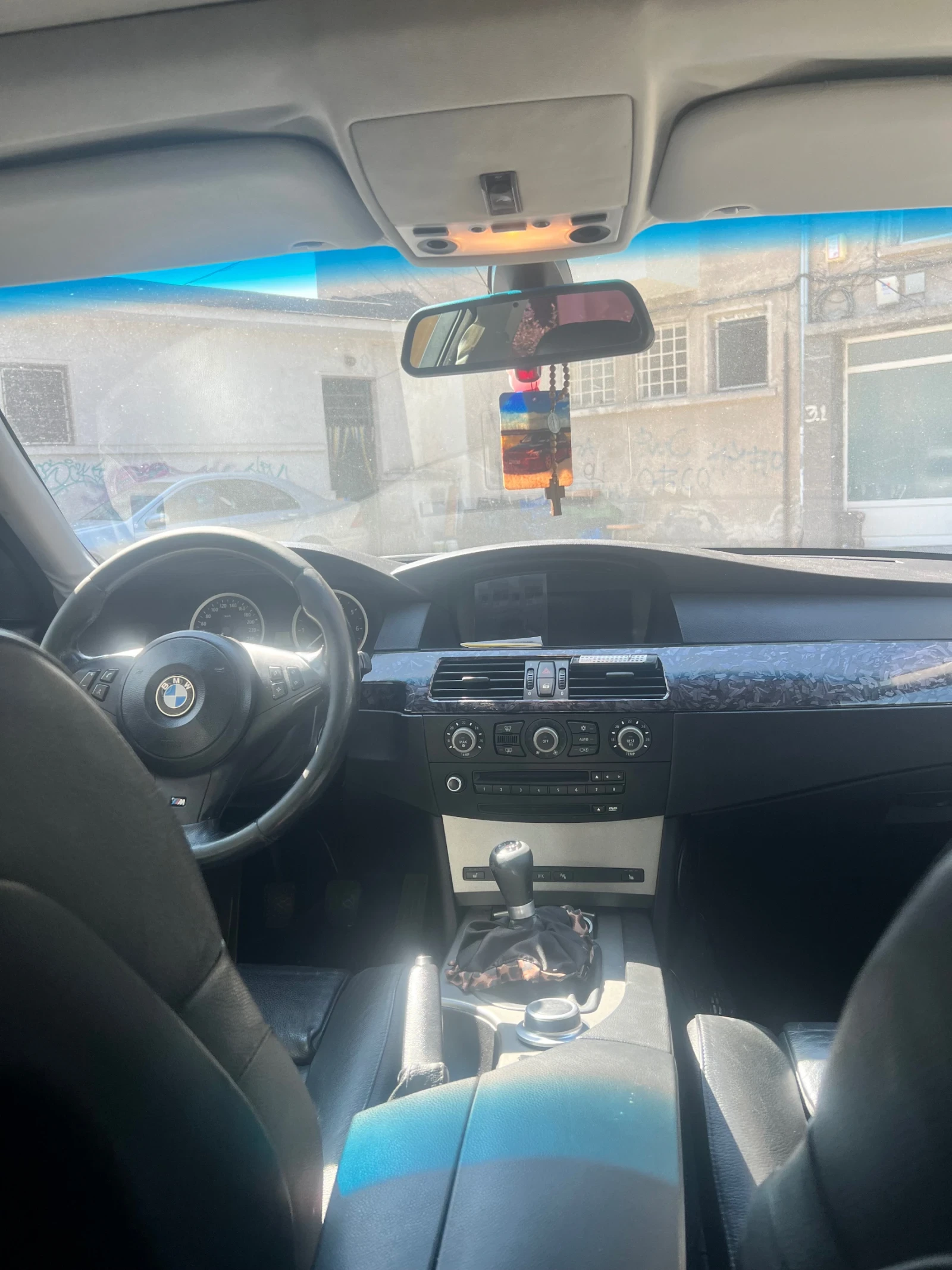 BMW 520, снимка 7 - Автомобили и джипове - 56152441