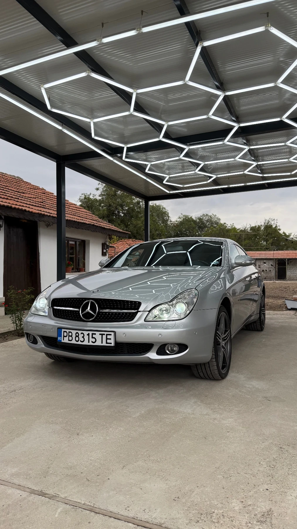 Mercedes-Benz CLS 320 Топ фул, снимка 9 - Автомобили и джипове - 56182818