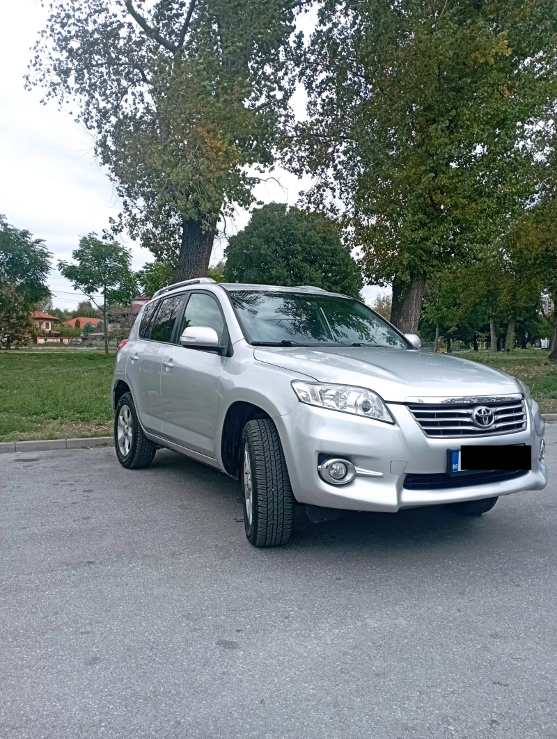 Toyota Rav4 D4D, снимка 2 - Автомобили и джипове - 52441047