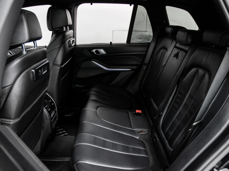 BMW X5 2021* M-PACK* ВАКУМ* ОБДУХ* LASER* HEAD-UP* PANO* , снимка 16 - Автомобили и джипове - 52505602