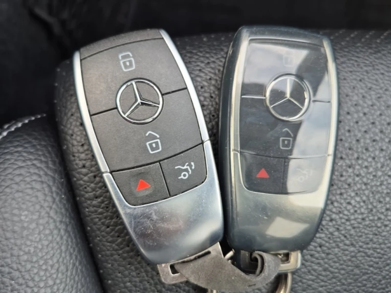 Mercedes-Benz GLC * 300 4MATIC SPORT UTILITY 4D * CARFAX * БЕЗ ПЪРВО, снимка 8 - Автомобили и джипове - 52971325