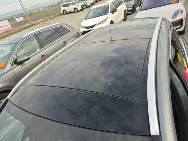 Mercedes-Benz GLC * 300 4MATIC SPORT UTILITY 4D * CARFAX * БЕЗ ПЪРВО, снимка 17 - Автомобили и джипове - 52971325