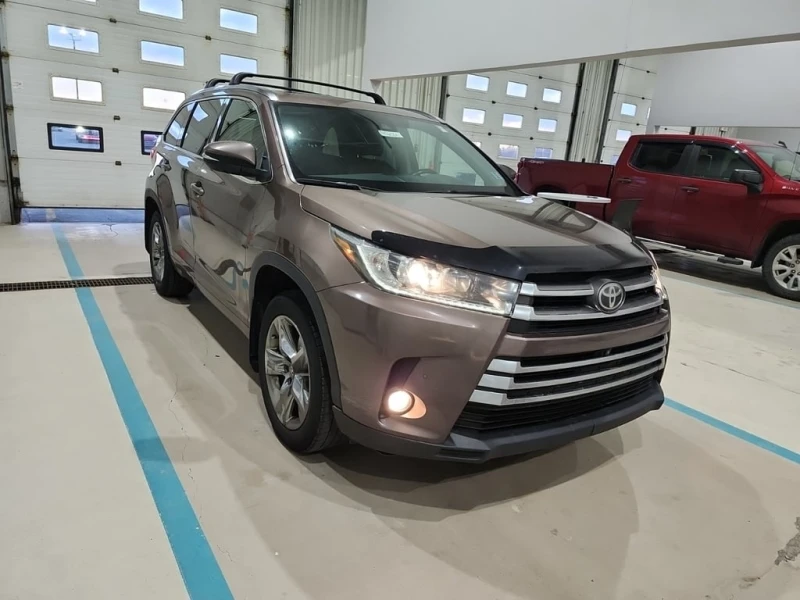 Toyota Highlander * LIMITED * CARFAX * БЕЗ ПЪРВОНАЧАЛНА ВНОСКА, снимка 2 - Автомобили и джипове - 53001285