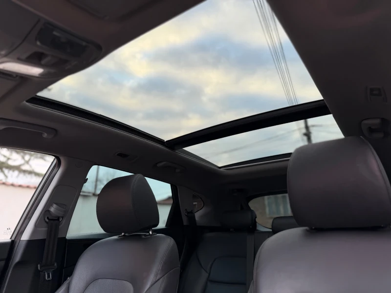 Hyundai Tucson 2.0 CRDI 4WD VERTEX Внос Швейцария, снимка 11 - Автомобили и джипове - 53124658