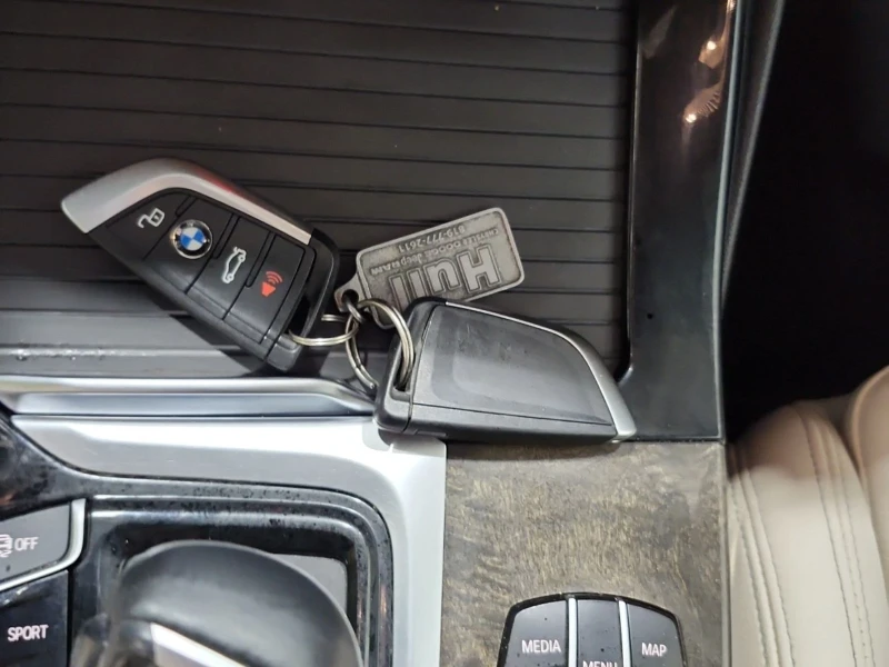 BMW X3 xdrive30i, снимка 8 - Автомобили и джипове - 53373089