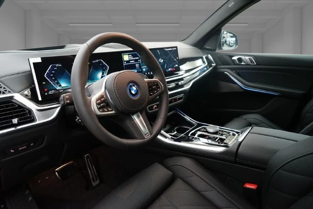 BMW X5 50e xDrive = NEW = M-Sport  | Mobile.bg   7