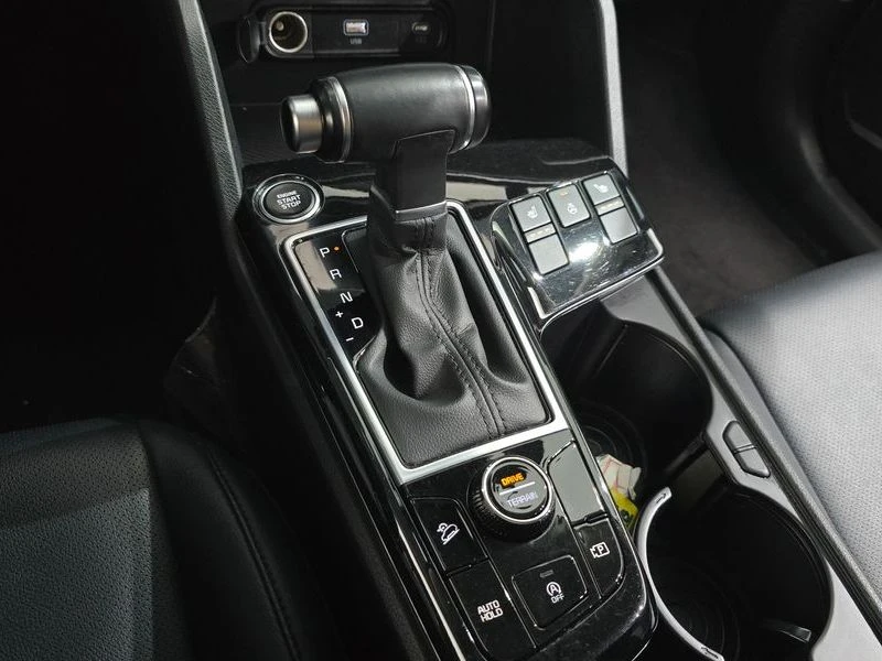 Kia Sportage Diesel 2.0 4WD| 184к.с.| ВКЛ.ТЕХНОТЕСТ, снимка 9 - Автомобили и джипове - 55261987