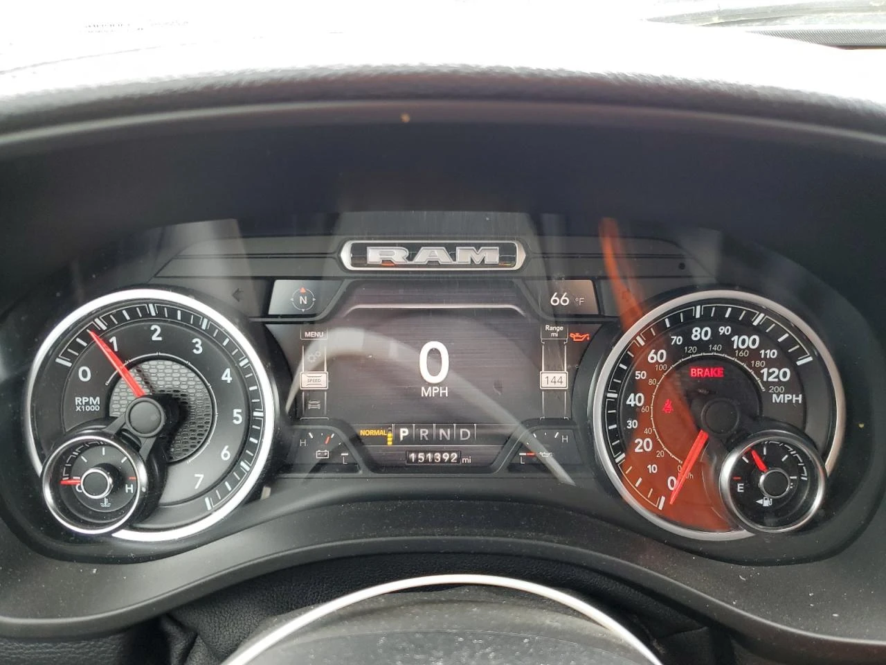 Dodge RAM 1500 LARAMIE - изображение 9