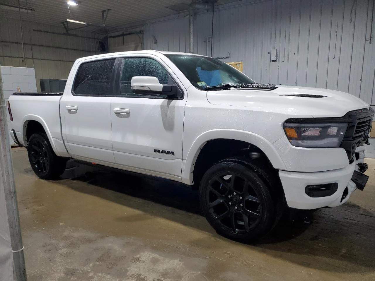 Dodge RAM 1500 LARAMIE - изображение 4