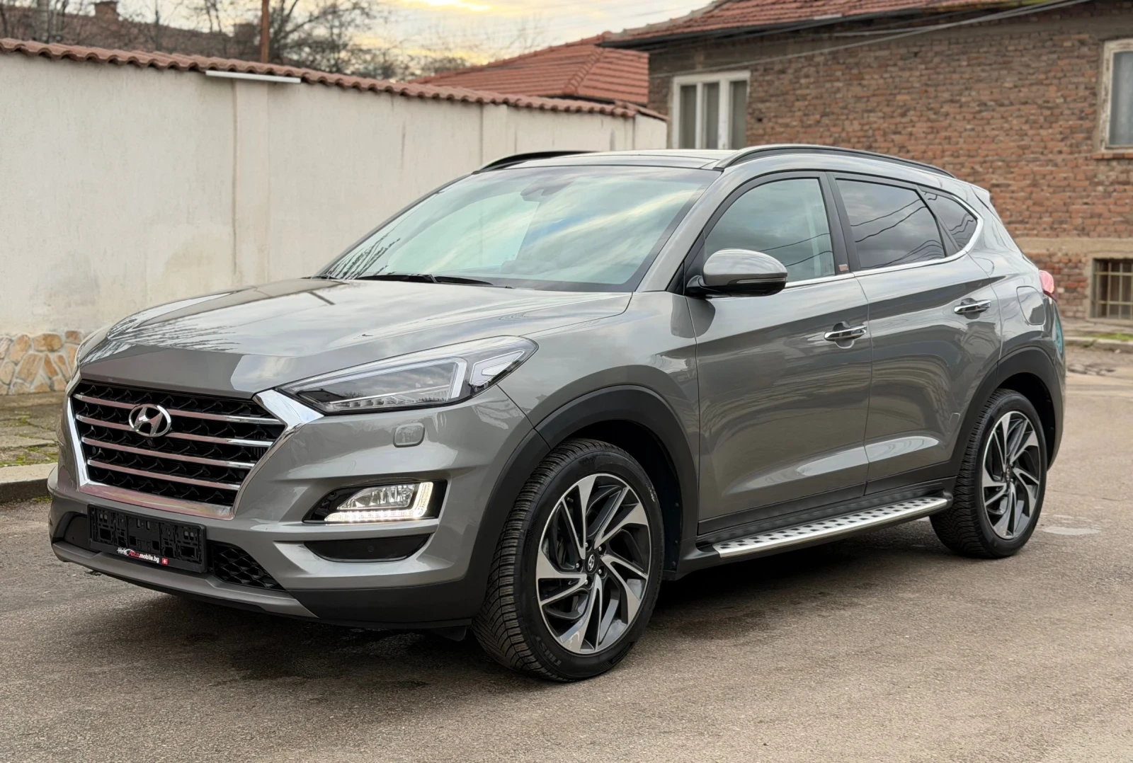 Hyundai Tucson 2.0 CRDI 4WD VERTEX Внос Швейцария - изображение 2