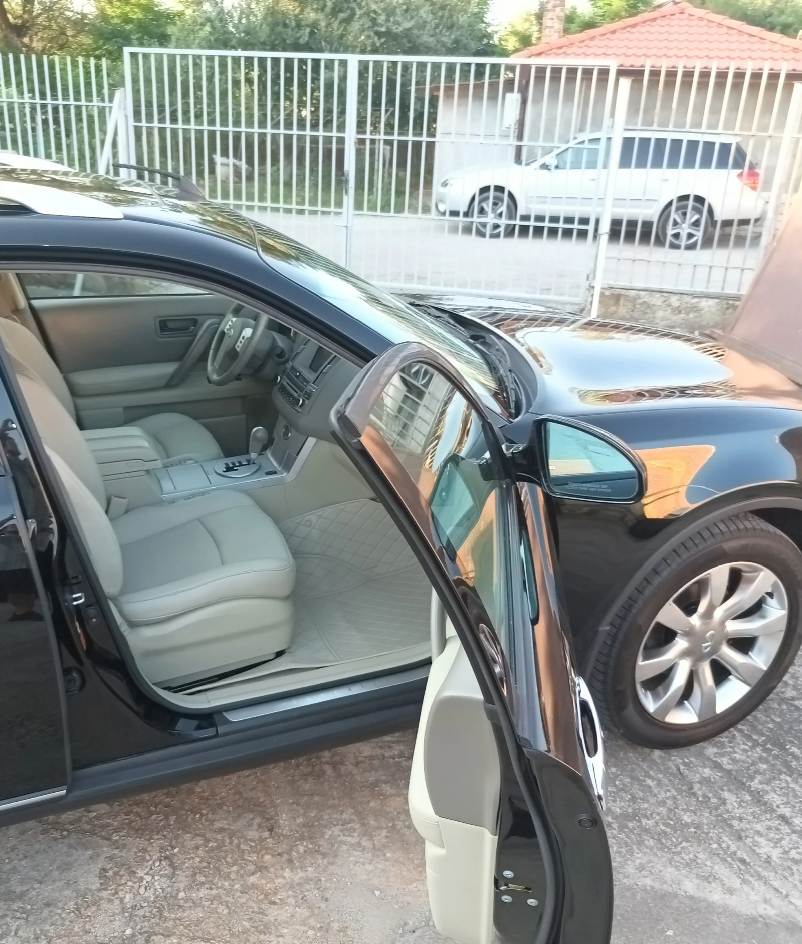 Infiniti Fx 35 Tech.Package-AWD, снимка 7 - Автомобили и джипове - 53771905