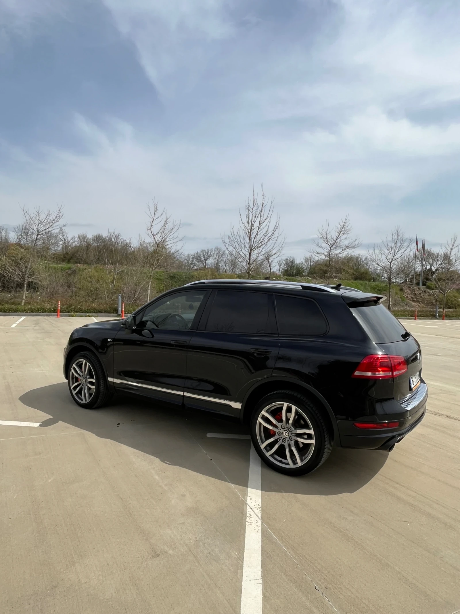 VW Touareg 4.2TDI, снимка 13 - Автомобили и джипове - 54221098