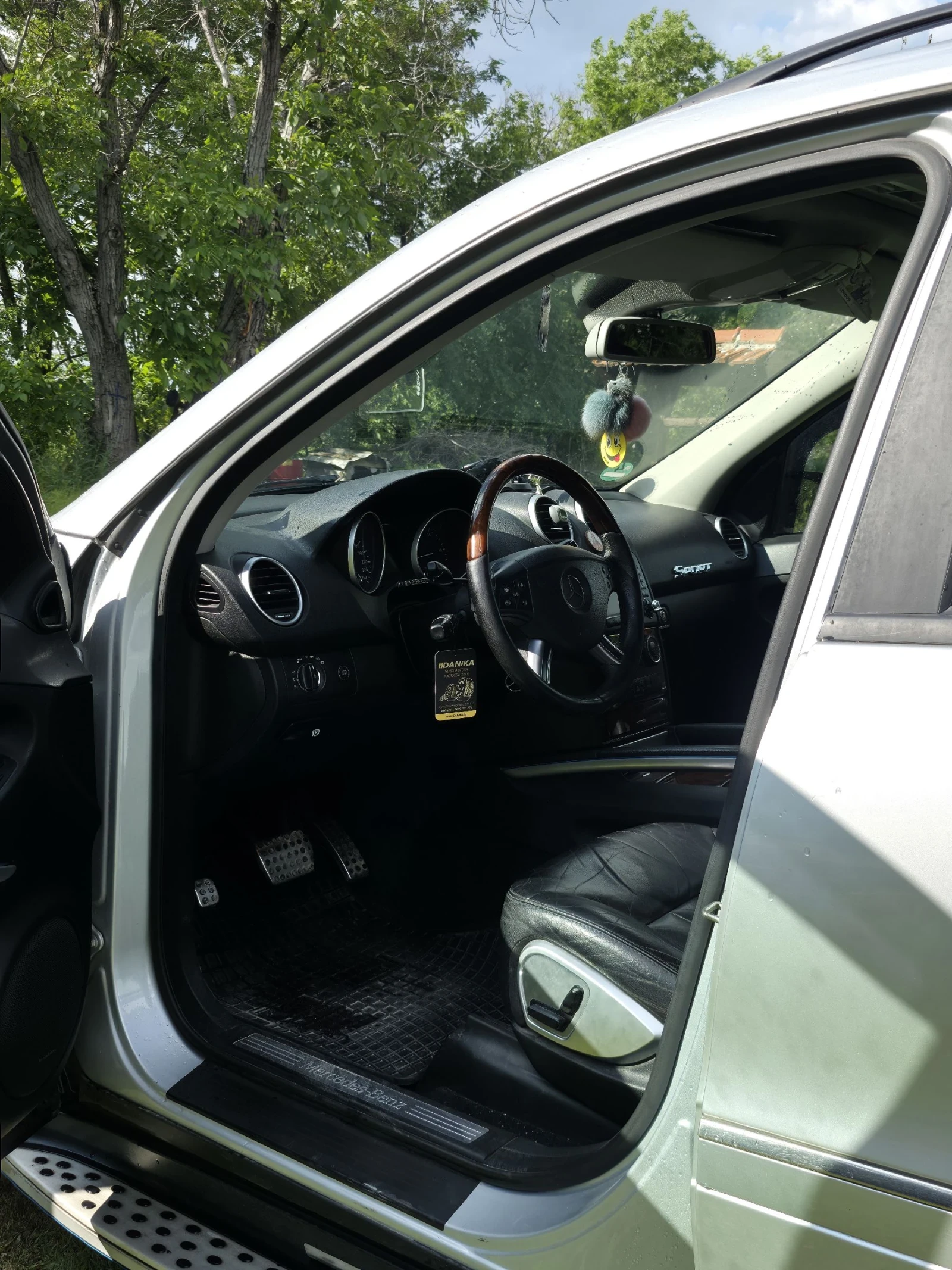 Mercedes-Benz ML 320, снимка 8 - Автомобили и джипове - 54635382