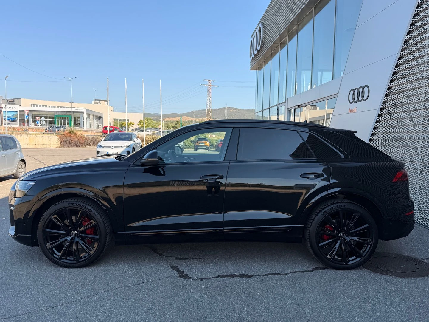 Audi Q8, снимка 5 - Автомобили и джипове - 55901336