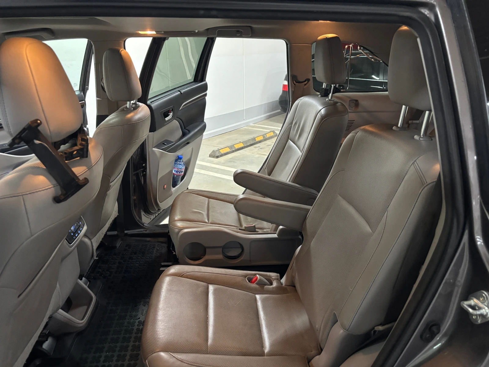 Toyota Highlander LIMITED, снимка 13 - Автомобили и джипове - 55880041