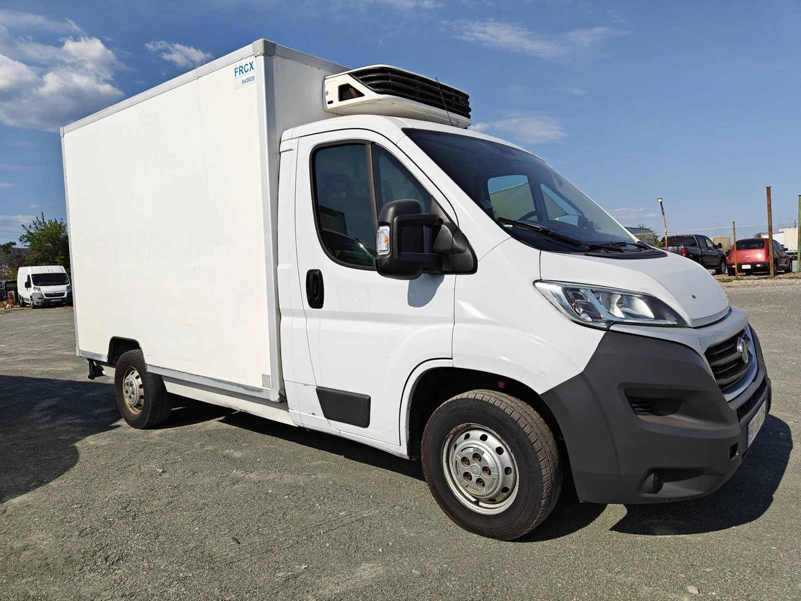 Fiat Ducato 2.3d-131кс Carrier Xarios 350 - изображение 3