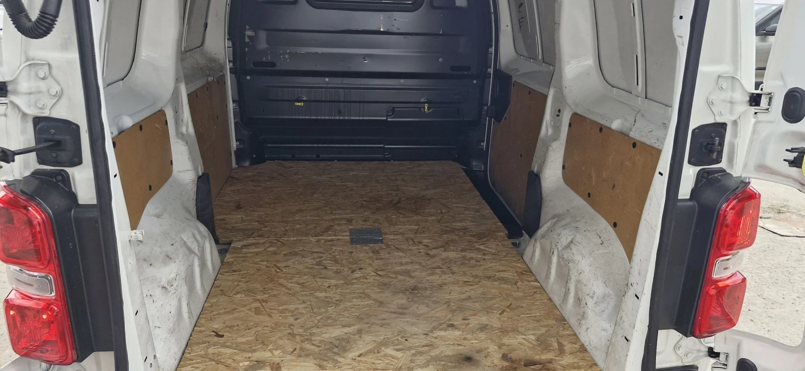 Citroen Jumpy 1.6hdi 116hp, снимка 15 - Бусове и автобуси - 54510324