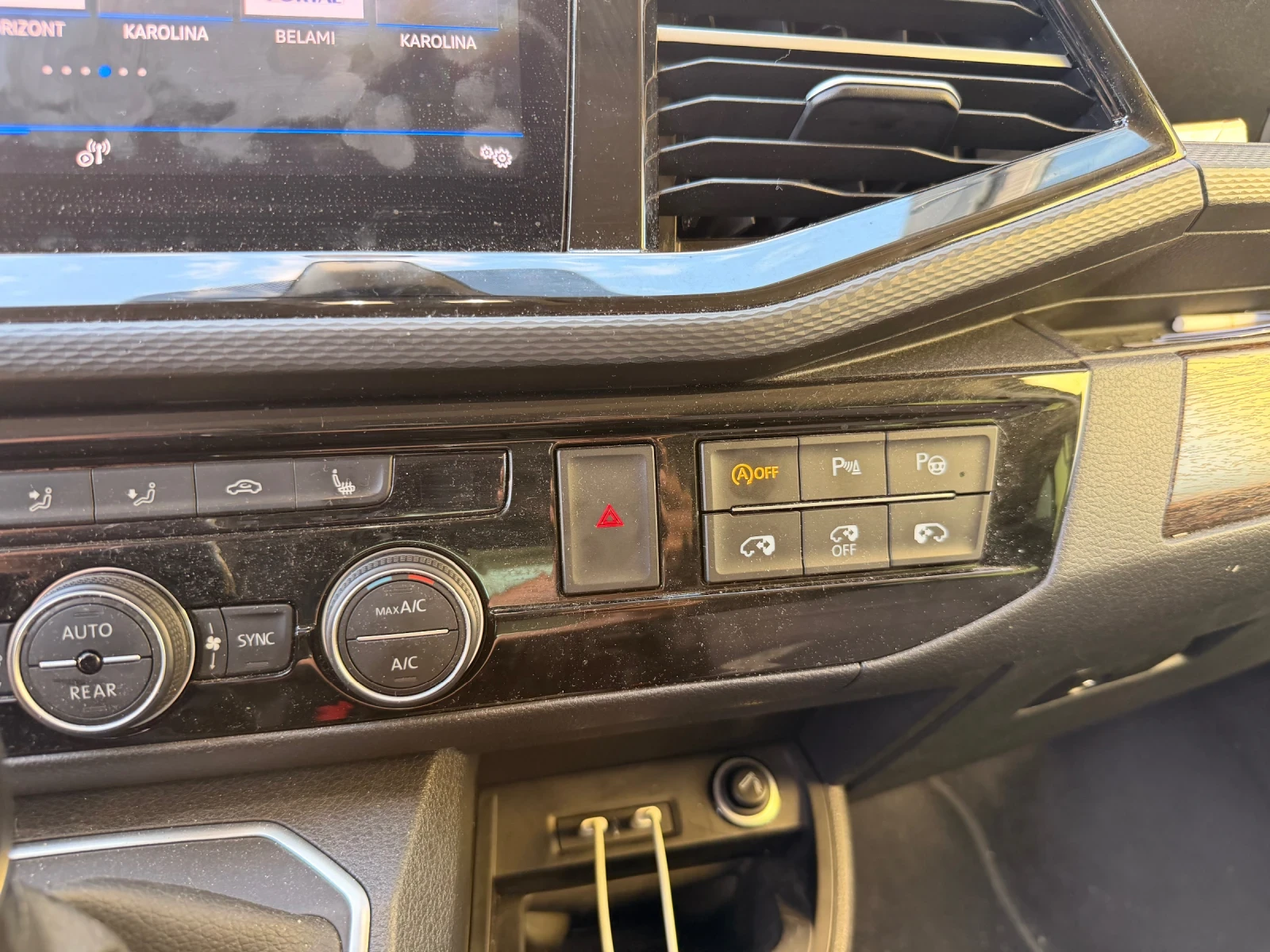 VW T6 T6.1 Highline , снимка 7 - Бусове и автобуси - 54727785
