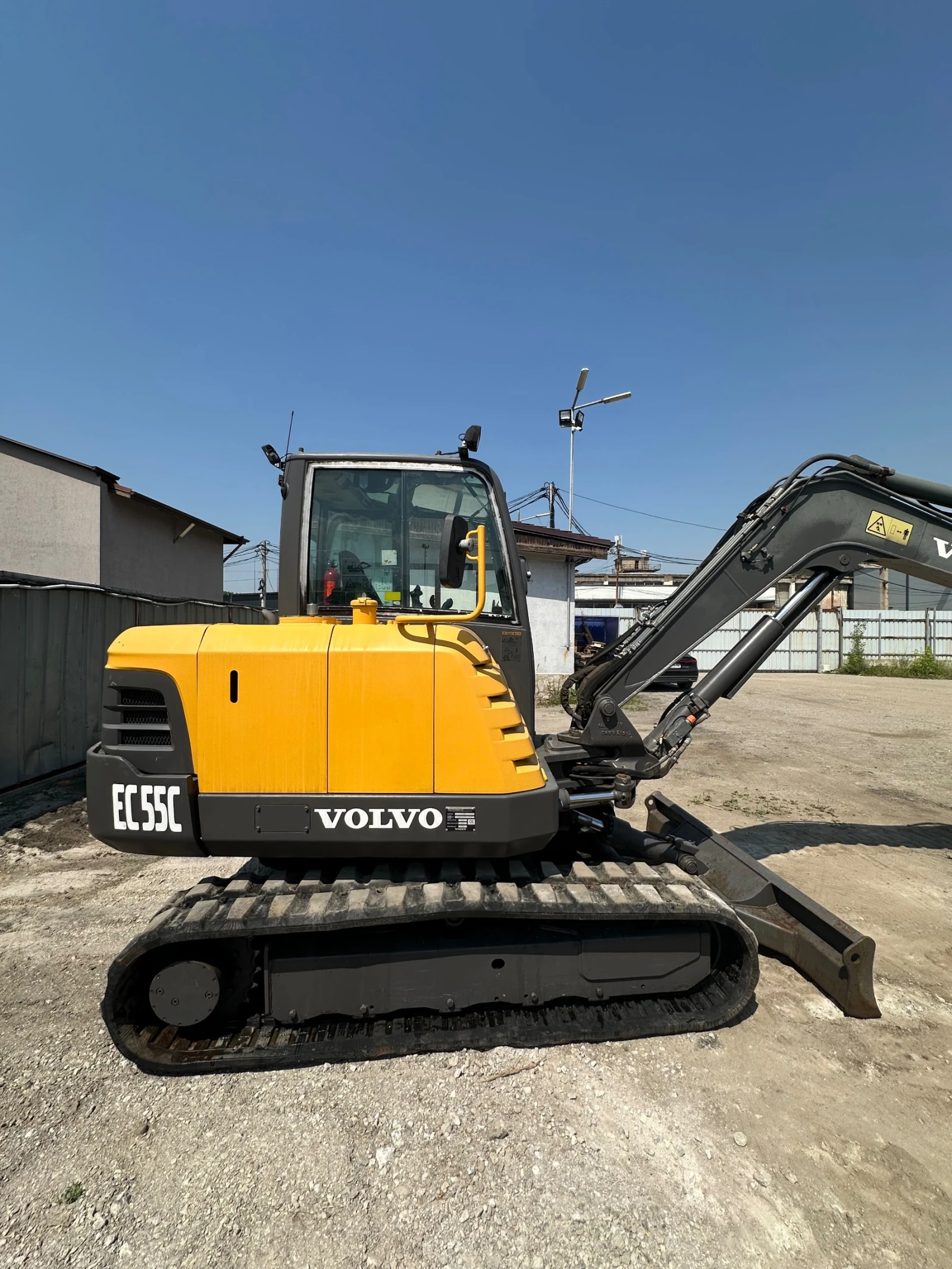Багер Volvo EC55C - изображение 3