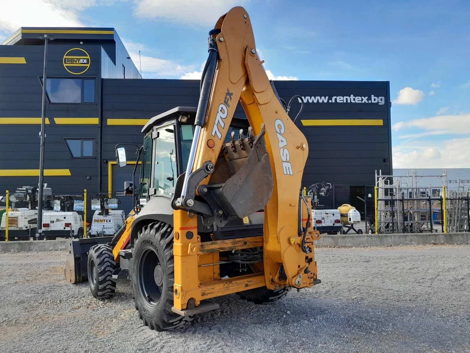 ����� Case 770 FX-4WD 7600 ��., 2021 �. | Mobile.bg � ����������� 7