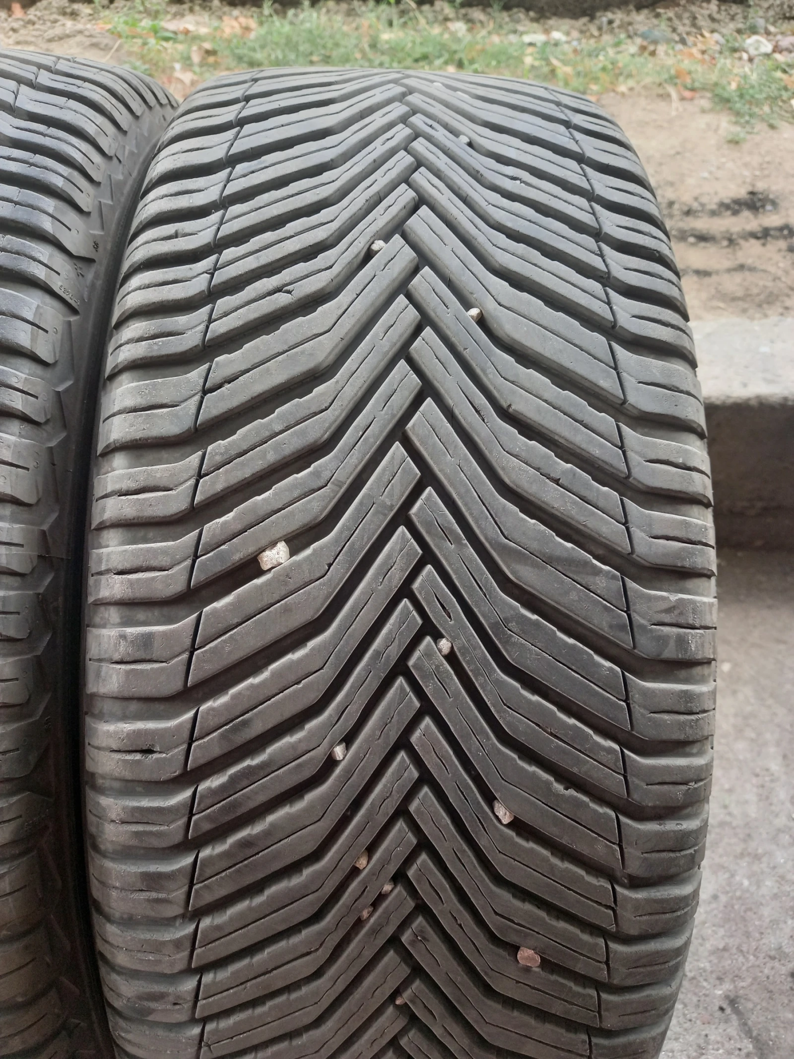  235/45R19 | Mobile.bg   2