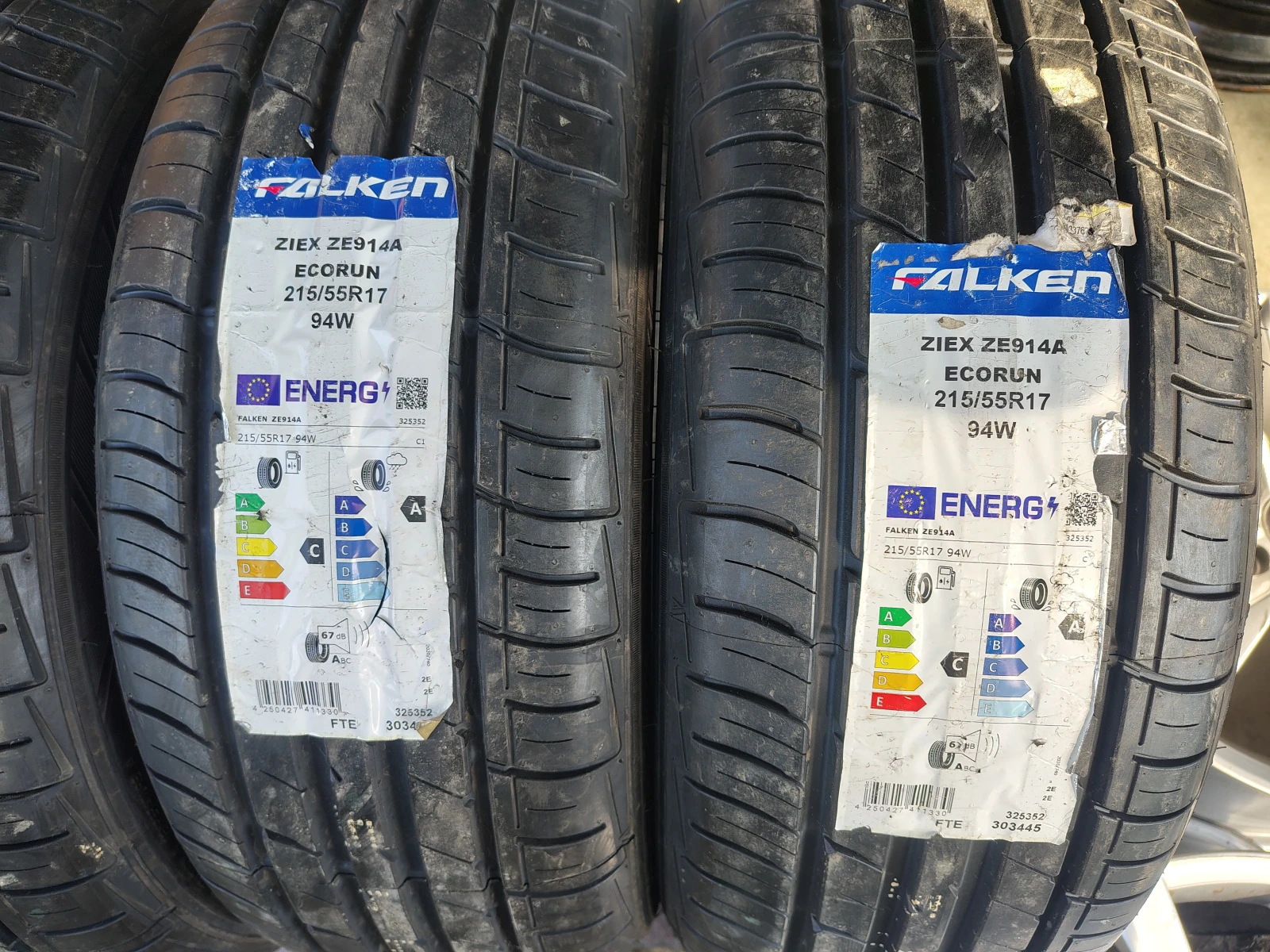Гуми Летни 215/55R17, снимка 3 - Гуми и джанти - 55844607