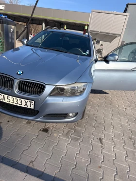 BMW 320 BMW 320d Touring 177к.с. AUTOMAT / PANORAMA / NAVI, снимка 2