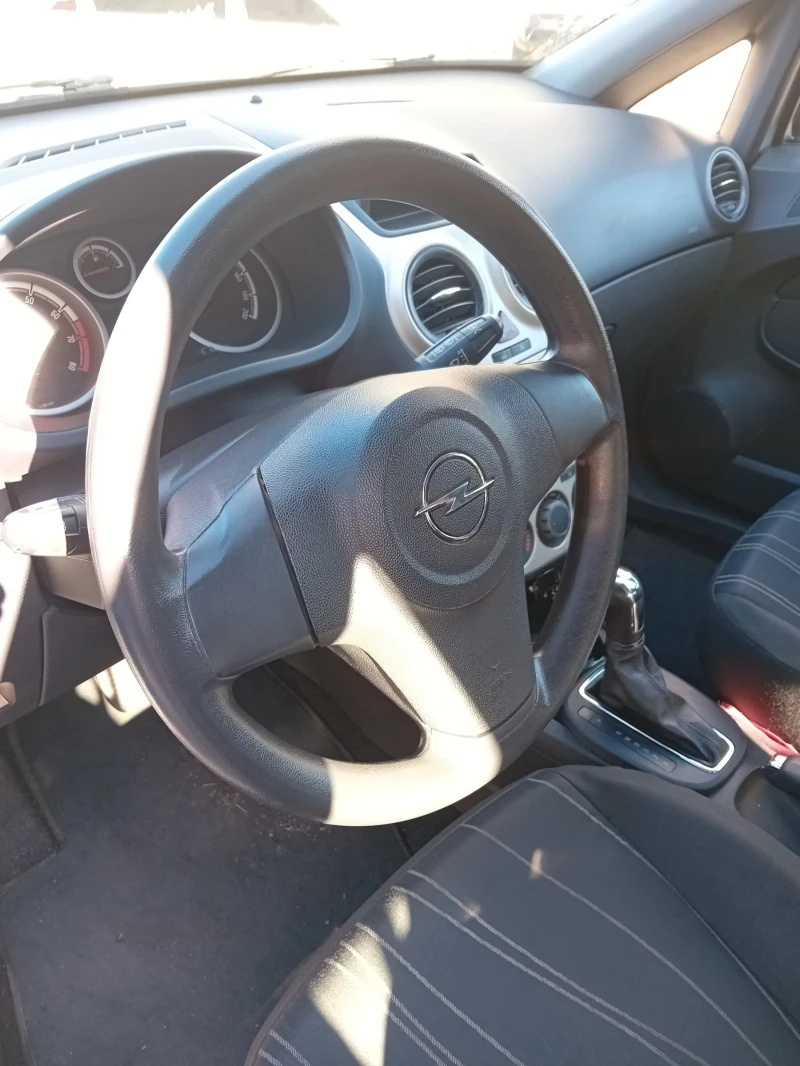 Opel Corsa D   1.4 , снимка 9 - Автомобили и джипове - 47724181