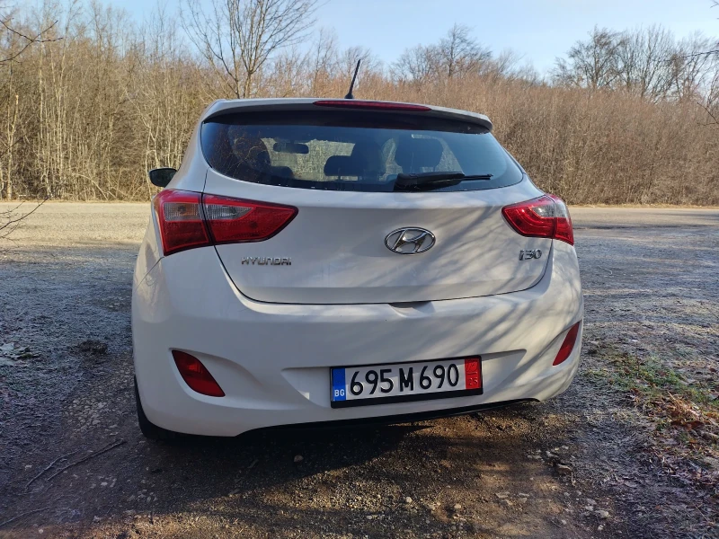 Hyundai I30 1.4, снимка 8 - Автомобили и джипове - 49110297