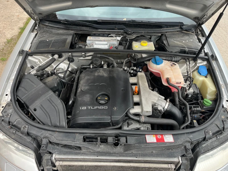 Audi A4 1.8T BFB 4X4 6 скорости, снимка 8 - Автомобили и джипове - 49846052