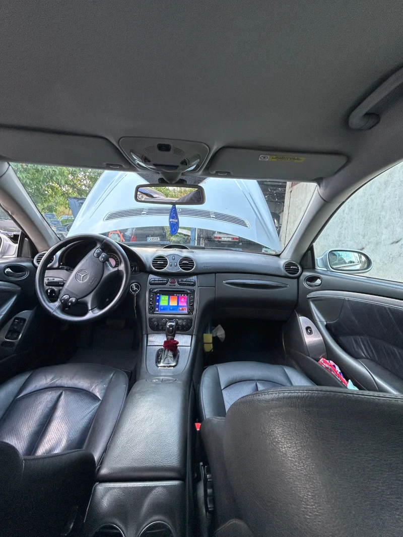 Mercedes-Benz CLK 270 cdi, снимка 11 - Автомобили и джипове - 52657454