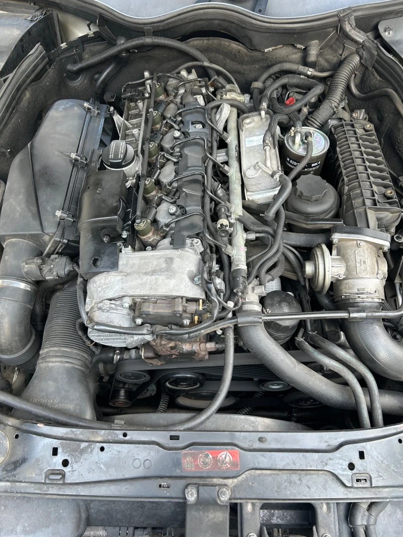 Mercedes-Benz CLK 270 cdi, снимка 7 - Автомобили и джипове - 52657454