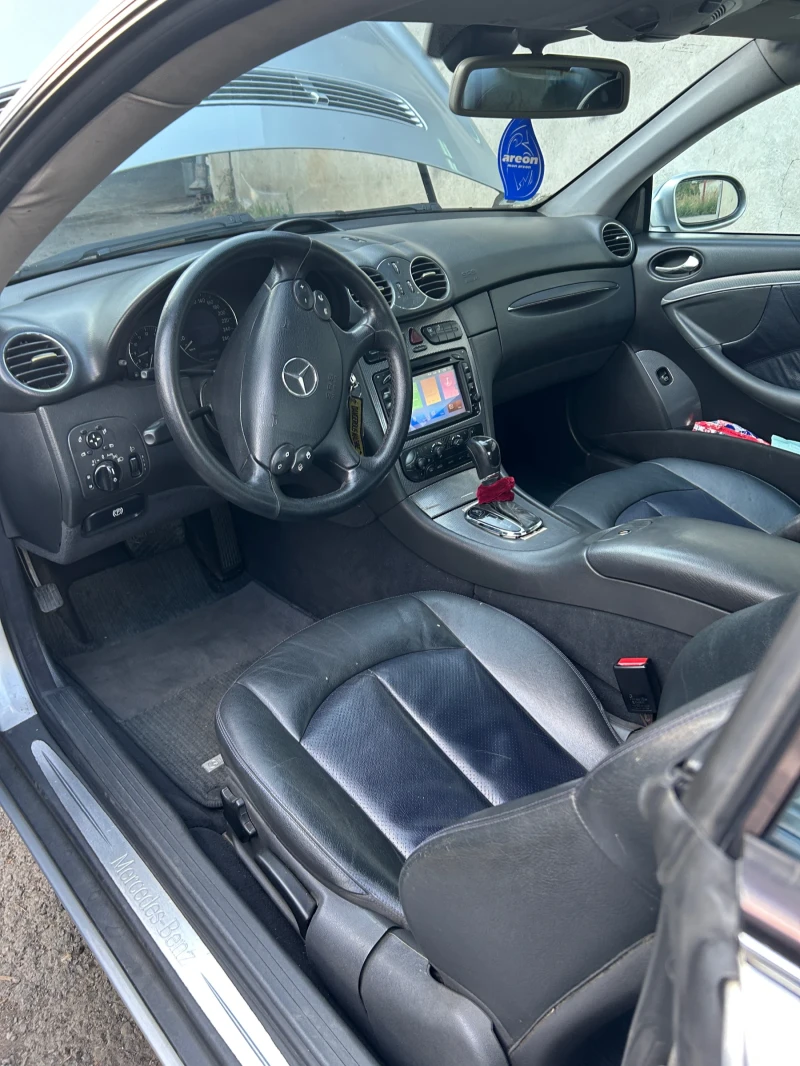 Mercedes-Benz CLK 270 cdi, снимка 8 - Автомобили и джипове - 52657454