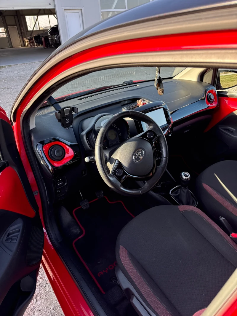 Toyota Aygo Toyota Aygo 2018, снимка 11 - Автомобили и джипове - 52431988