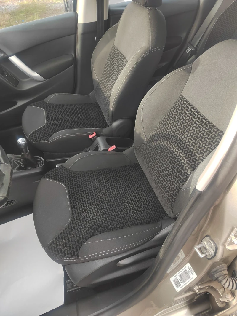 Citroen C3 1.6 HDI , снимка 12 - Автомобили и джипове - 52452228