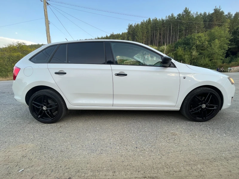 Skoda Rapid 1.6 TDI, снимка 6 - Автомобили и джипове - 52594861